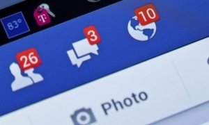 Facebook удалил сотни аккаунтов, связанных с «фабрикой троллей»