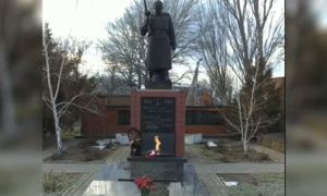 В ростовском селе установили монитор с изображением пламени вместо Вечного огня