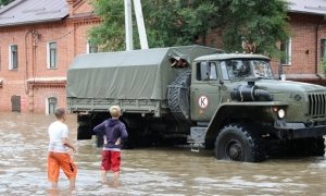 В затопленный Уссурийск выехала дополнительная группа спасателей