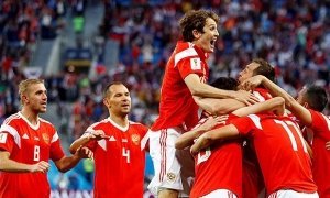 Россиянам предоставят дополнительный выходной в случае победы национальной сборной над Уругваем