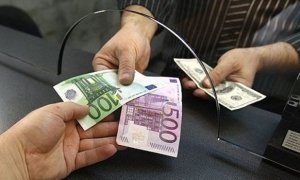 Россиянам запретят осуществлять переводы в иностранной валюте