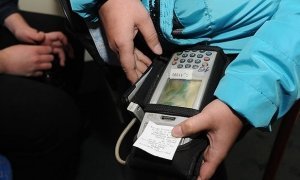 В Новосибирске кондуктор высадила на мороз ребенка без денег и билета