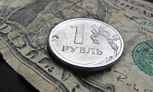 Курс американского доллара к Новому году повысится до 67 рублей