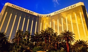 В Лас-Вегасе неизвестный устроил стрельбу около Mandalay Bay Casino. Есть погибшие