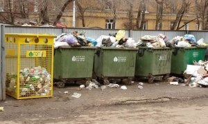 В Горно-Алтайске из-за смены компании-оператора перестали вывозить мусор