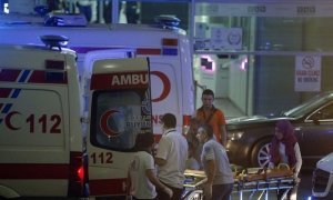 Очевидцы рассказали подробности о теракте в аэропорту Стамбула