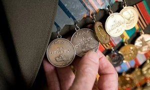 «Справедливая Россия» предложила ужесточить наказание за торговлю наградами