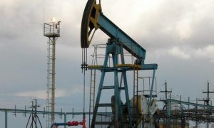 Цена на нефть может упасть до 25 долларов за баррель