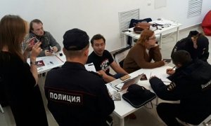 Полицейские пришли с обысками в избирательный штаб Навального в Чебоксарах