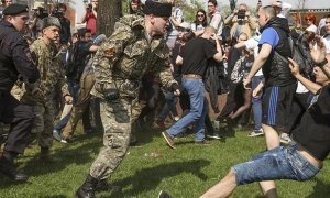 Казаков, нападавших на участников протестной акции, наказали другие казаки