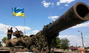 Украинские силовики обстреляли Горловку из тяжелых орудий  