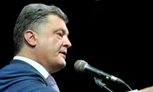 Петр Порошенко потребовал немедленно прекратить огонь на Донбассе