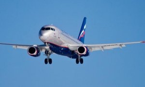 В «Шереметьево» совершил вынужденную посадку пассажирский самолет SSJ100  