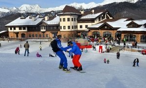 Гостей российских горнолыжных курортов обяжут покупать страховки  