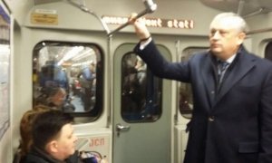 Губернатор Ленинградской области после теракта поехал на работу на метро  