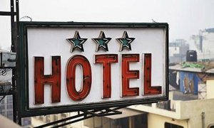 Власти ограничат цены на проживание в гостиницах Петербурга во время Евро-2020