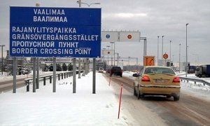 На КПП «Торфяновка» автобус из Финляндии прорвался через границу в Россию