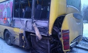 В Перми в результате столкновения двух автобусов погиб ребенок. Его убил кусок разбившегося стекла