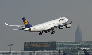 Lufthansa отменят рейсы в российские города из-за забастовки бортпроводников