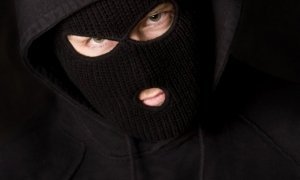 Неизвестные в масках ограбили офис московской фирмы на 12 млн рублей