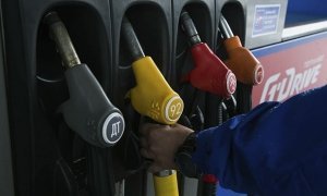 Нефтяники попросили у правительства 200 млрд рублей, чтобы сохранить цены на топливо