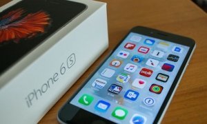 Apple пообещала бесплатно заменить батареи у самовыключающихся iPhone 6s