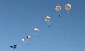 В Татарстане два парашютиста во время прыжка столкнулись в небе и погибли  