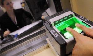 Российских туристов обязали повторно сдать отпечатки пальцев на шенгенскую визу