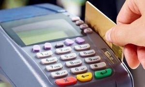Банкам разрешат блокировать карты клиентов из-за подозрительных операций
