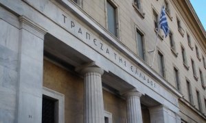 Греческие банки возобновили работу после трехнедельных каникул 