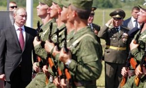 Владимир Путин разрешил иностранцам воевать в составе российской армии за границей