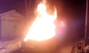 В Пскове сожгли автомобиль местного координатора штаба Ксении Собчак