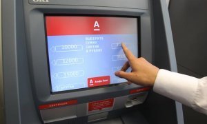 Клиенты «Альфа-банка» пожаловались на сбой в работе банкоматов и мобильного приложения