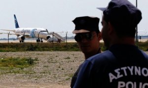 Захватчик пассажирского самолета Egypt Air потребовал освобождения египетских заключенных