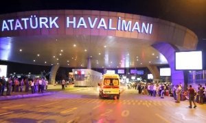 Число жертв теракта в аэропорту Стамбула выросло до 43 человек