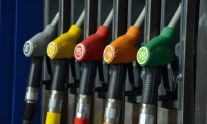 Минэнерго назвало провокацией сведения о росте цен на бензин в 2017 году