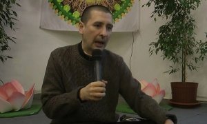 В Петербурге преподавателя йоги судят за нарушение «закона Яровой»
