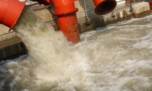 В московские источники водоснабжения могут сбросить канализационные стоки жилого комплекса