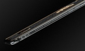Создатели «путинофонов» выпустят iPhone X с 344 черными бриллиантами