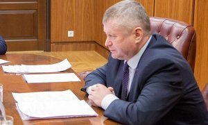 Главу Ширинского района Хакасии исключили из «Единой России» из-за стычки с журналистом 