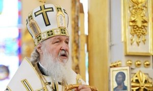 Патриарх Кирилл предложил полностью запретить рекламу алкоголя