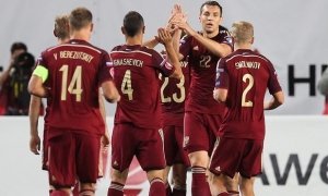 УЕФА отказался разводить сборные России и Украины на Евро-2016