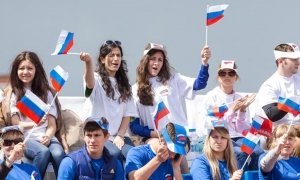 Более 30% российской молодежи планирует уехать из страны