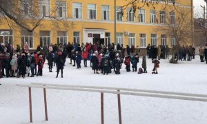 В Москве массово эвакуируют школы из-за угрозы взрыва