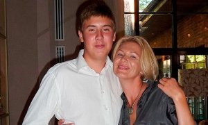 Сына миллиардера Игоря Сосина отправили на принудительное лечение после убийства матери