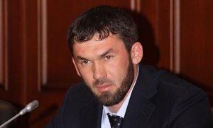 СМИ сообщили об избиении и.о. главы Верховного судьи Чечни спикером местного парламента
