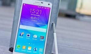 Компания Samsung вышлет владельцам Galaxy Note 7 спецнабор для возврата взрывоопасного телефона