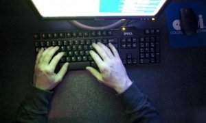 Полицейские обезвредили хакеров, совершавших атаки на российские банки