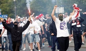 Российские власти запретят въезд в страну футбольным хулиганам