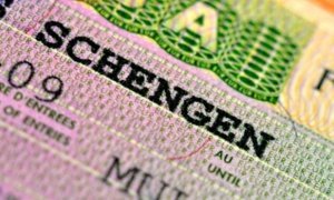 Еврокомиссия сообщила о скором подорожании шенгенской визы